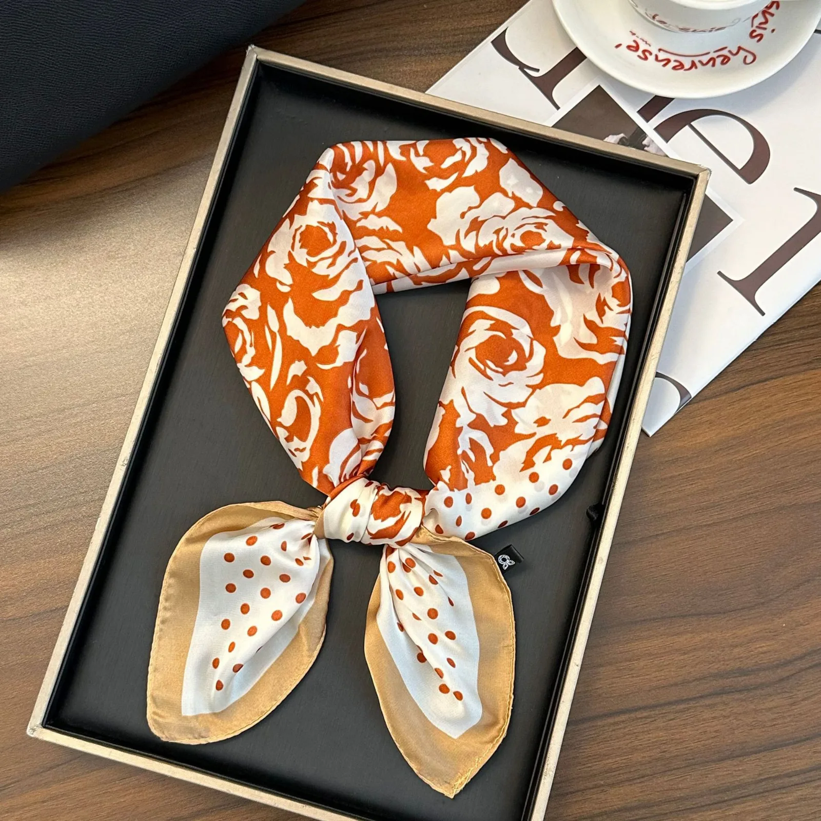 Camellia polka dot orange