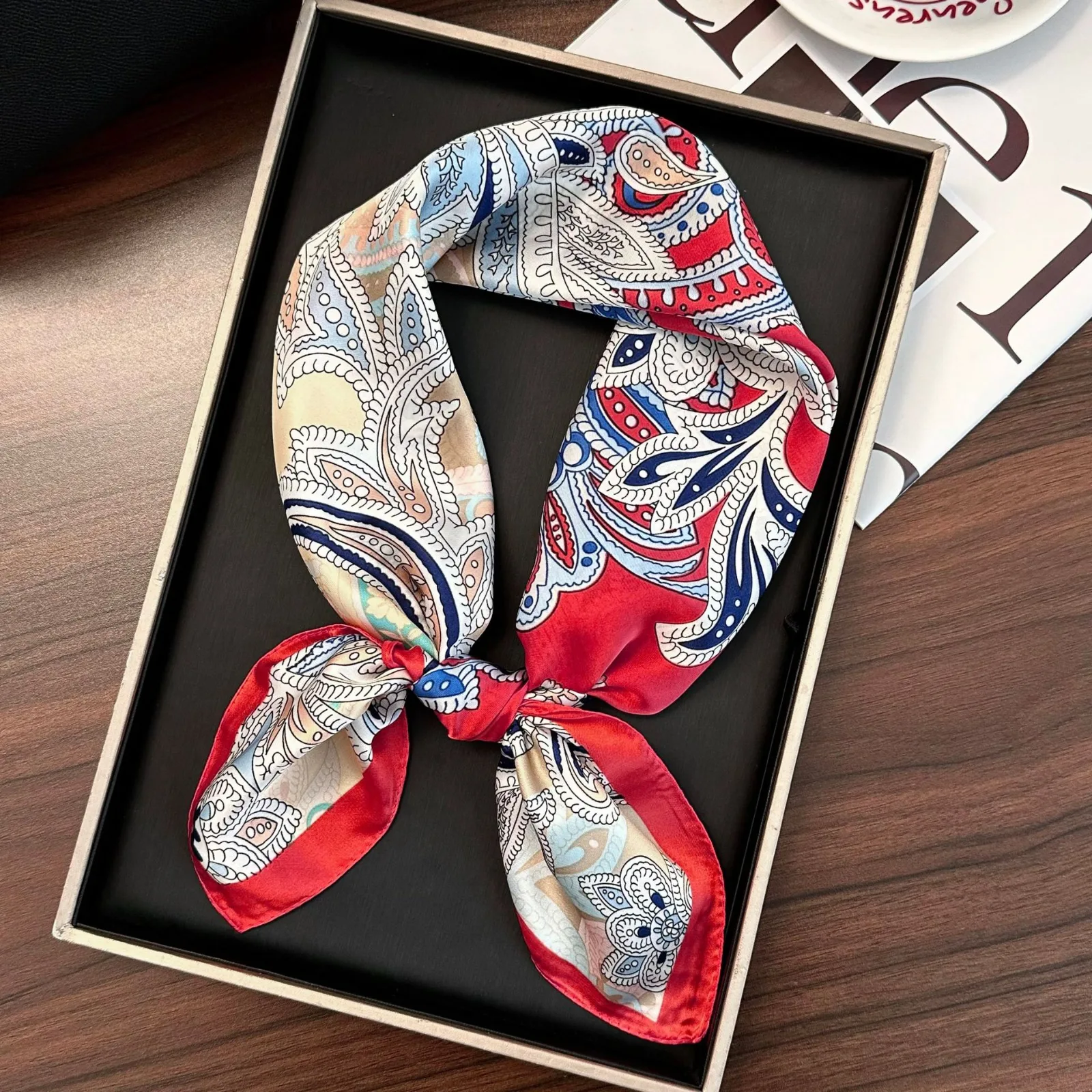 Totem cashew red edge