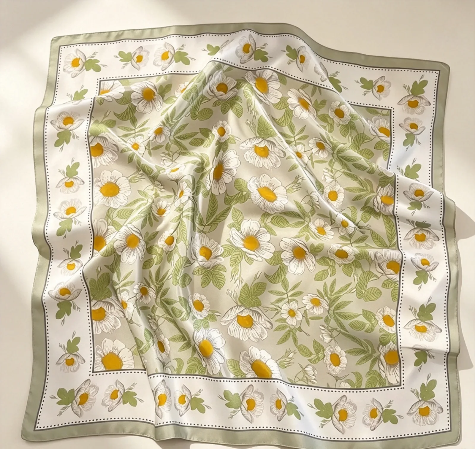 White Daisy Floral